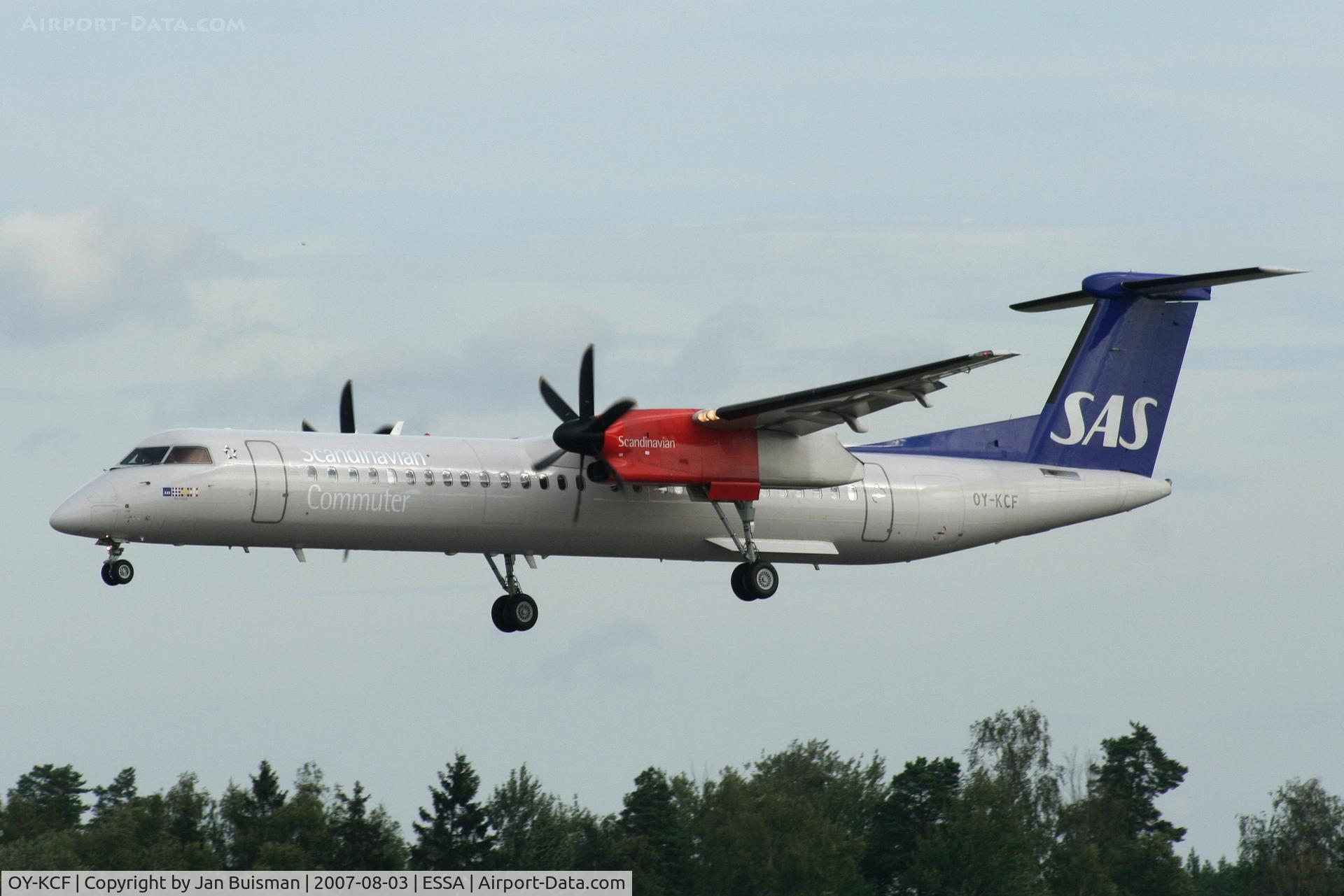 OY-KCF, 2002 De Havilland Canada DHC-8-402Q Dash 8 C/N 4062, SAS