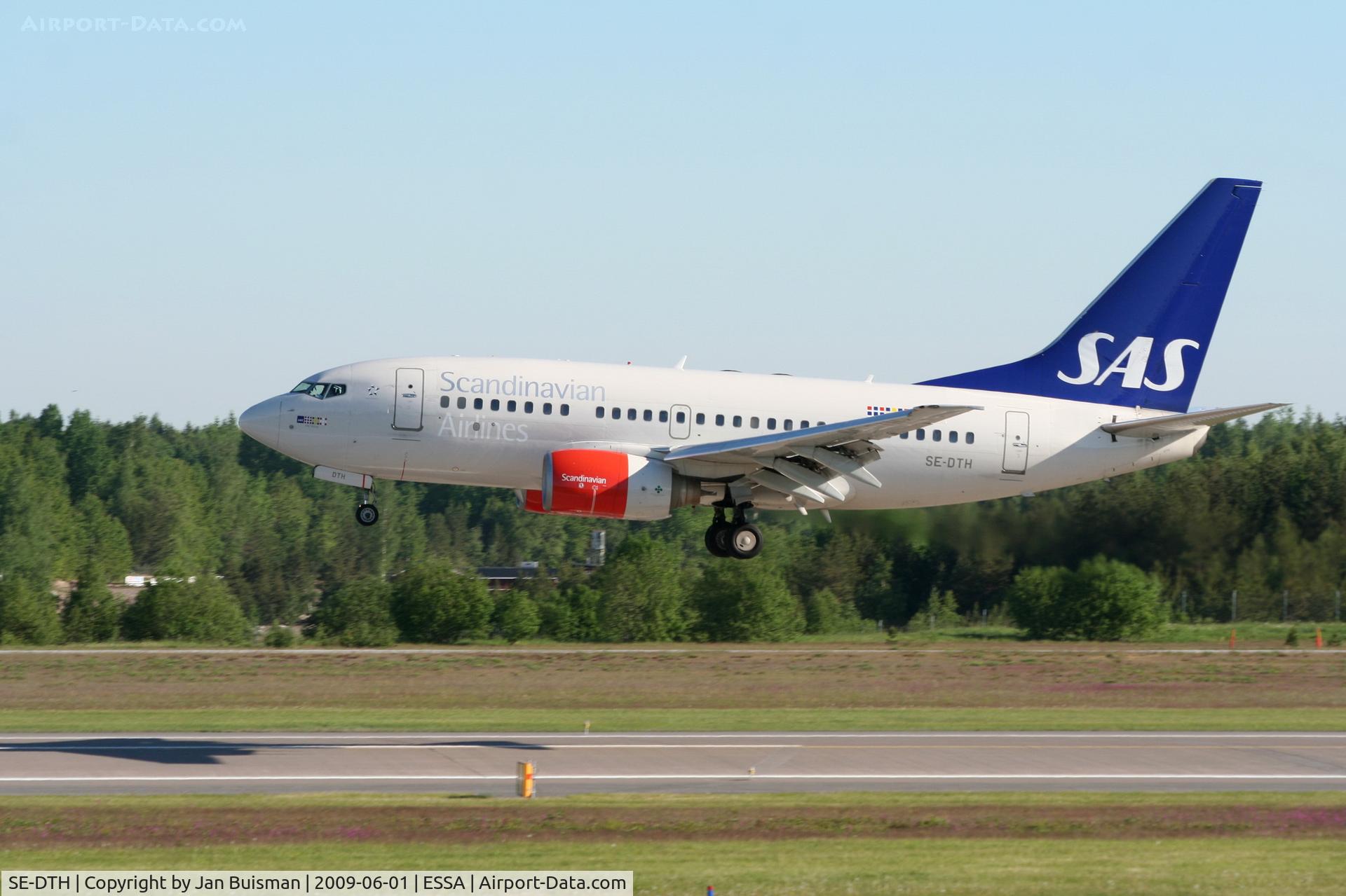 SE-DTH, 1999 Boeing 737-683 C/N 28313, SAS
