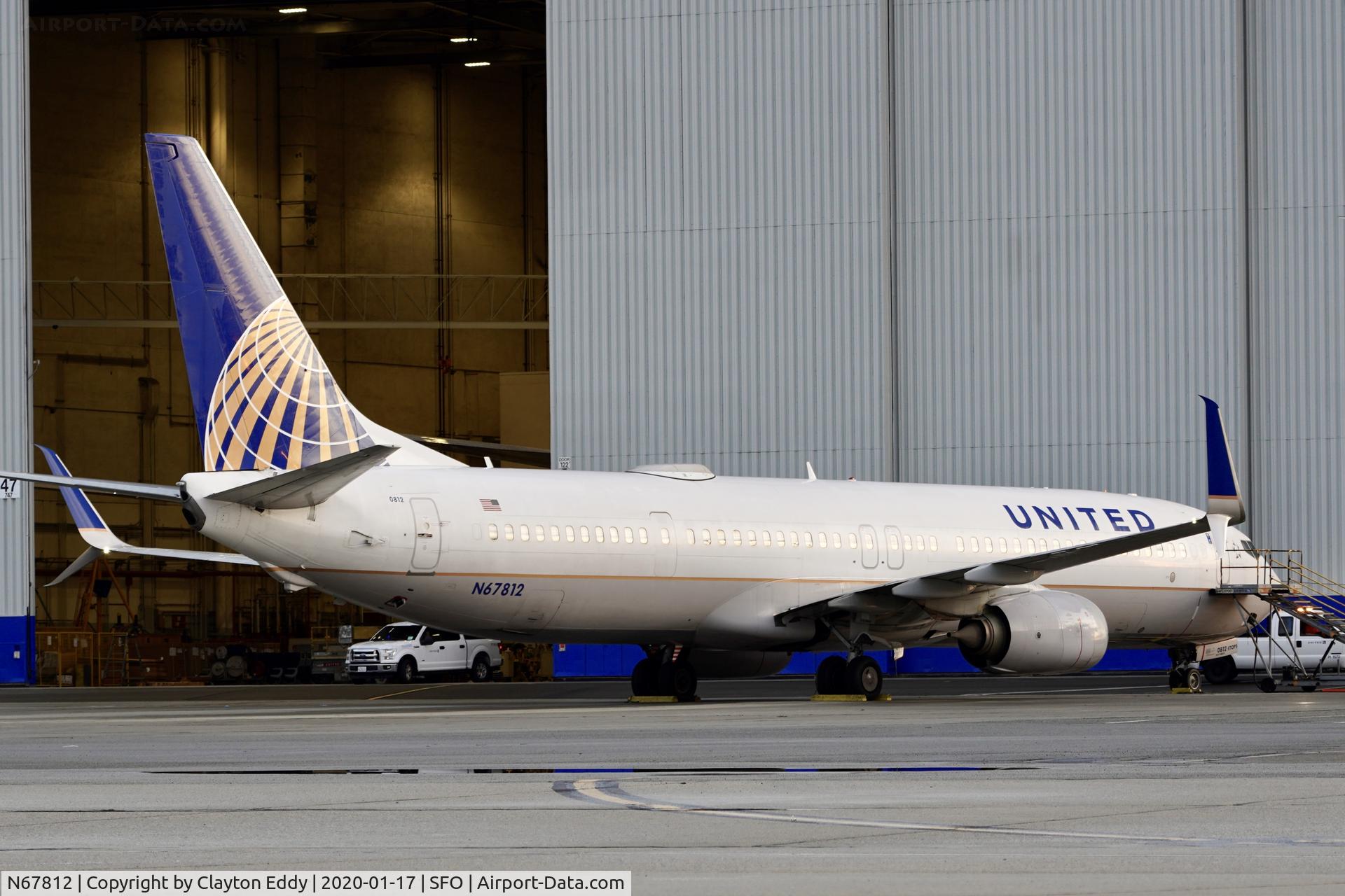 N67812, 2013 Boeing 737-924/ER C/N 43530, SFO 2020.