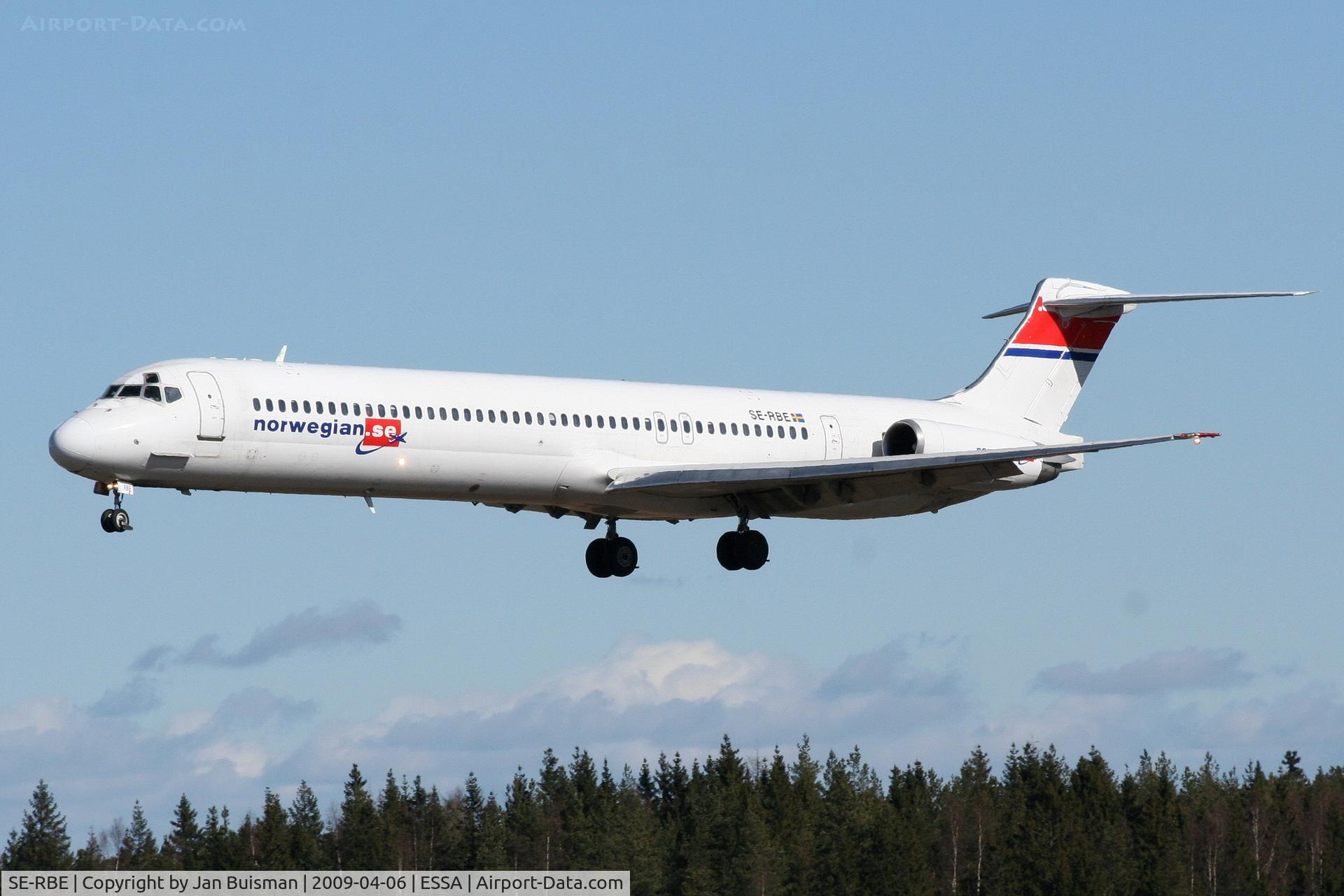 SE-RBE, 1982 McDonnell Douglas MD-82 (DC-9-82) C/N 49152, Norwegian