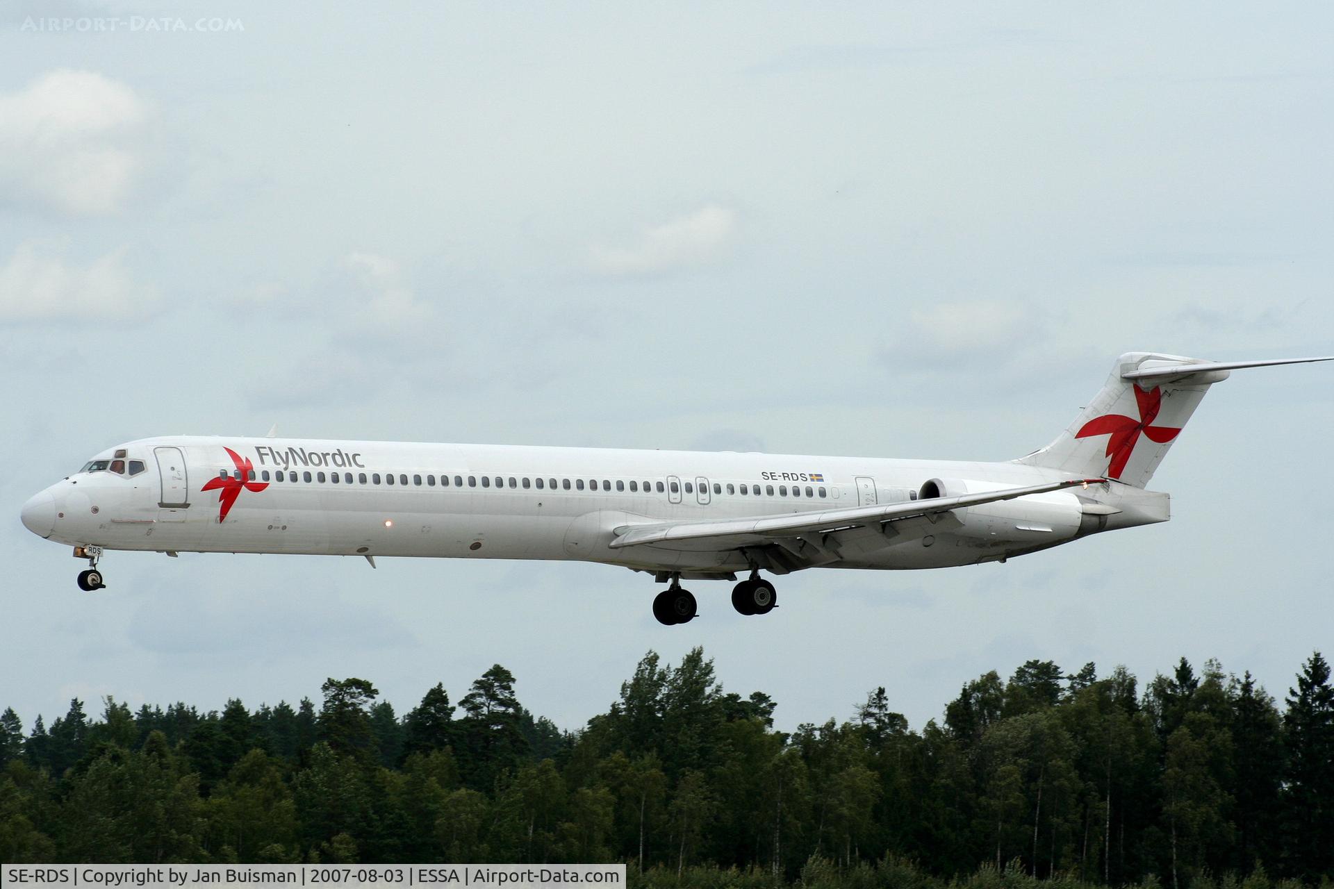 SE-RDS, 1987 McDonnell Douglas MD-83 (DC-9-83) C/N 49401, Nordic Airways