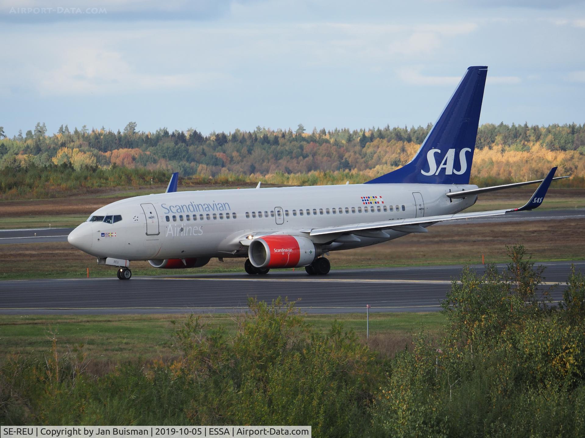 SE-REU, 2002 Boeing 737-76N C/N 33005, SAS