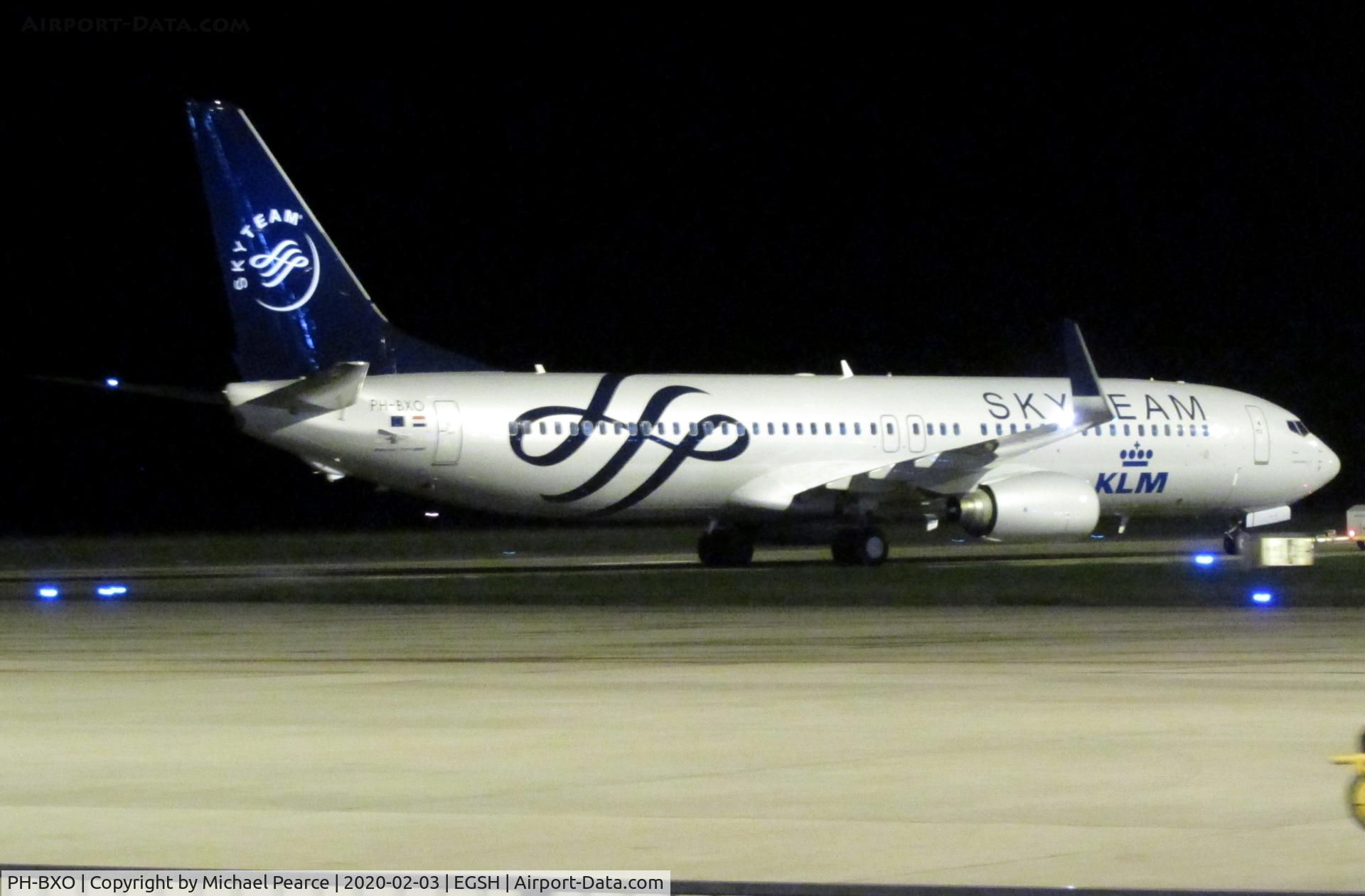 PH-BXO, 2001 Boeing 737-9K2 C/N 29599, 