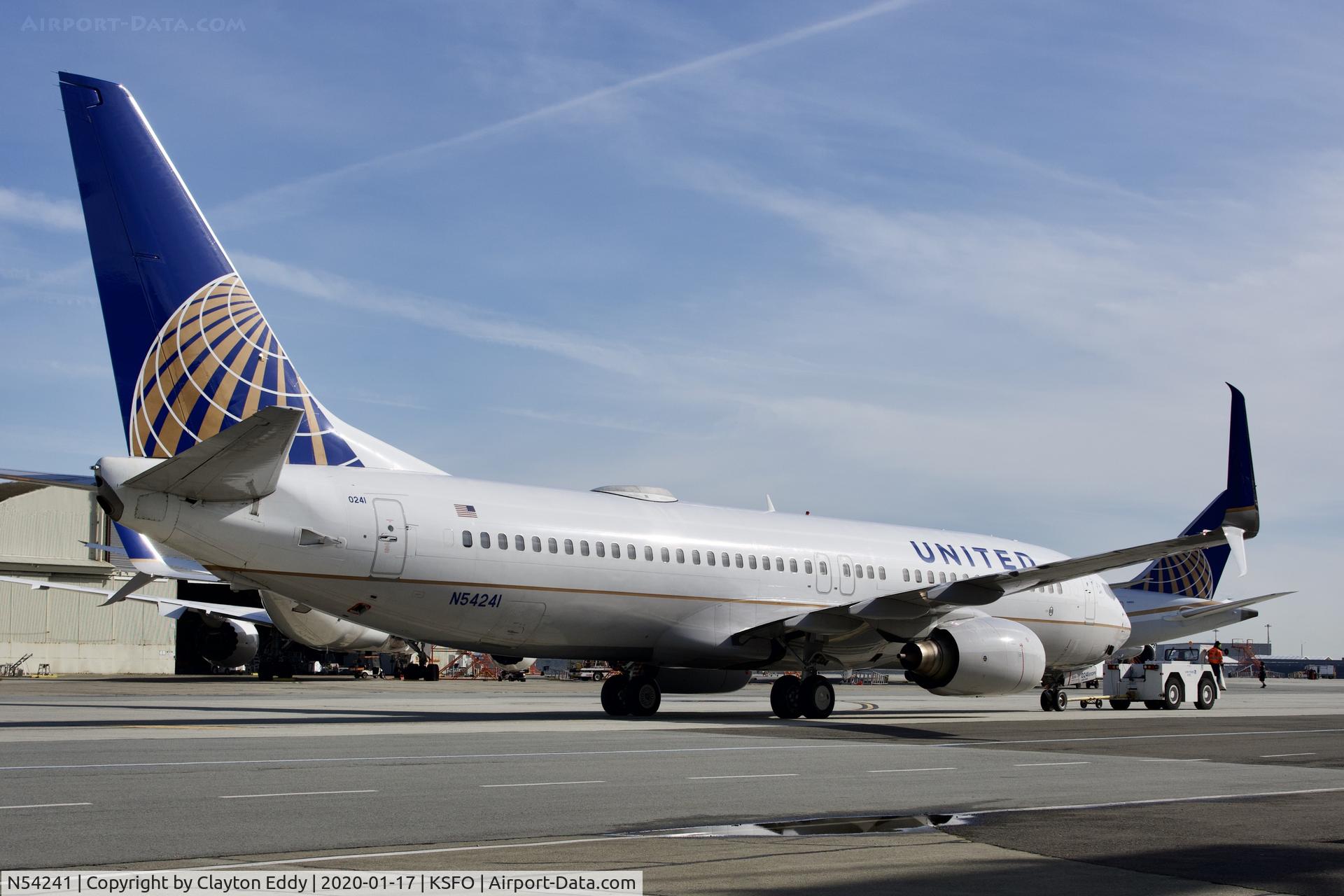 N54241, 1999 Boeing 737-824 C/N 28953, SFO 2020.