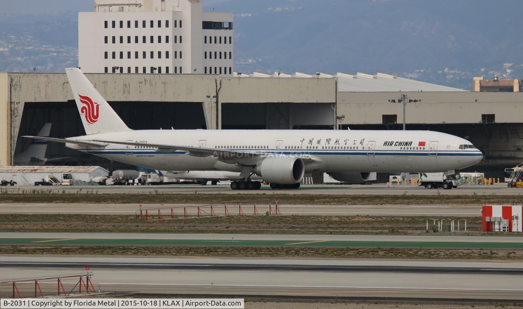 B-2031, 2012 Boeing 777-39L/ER C/N 38670, LAX spotting
