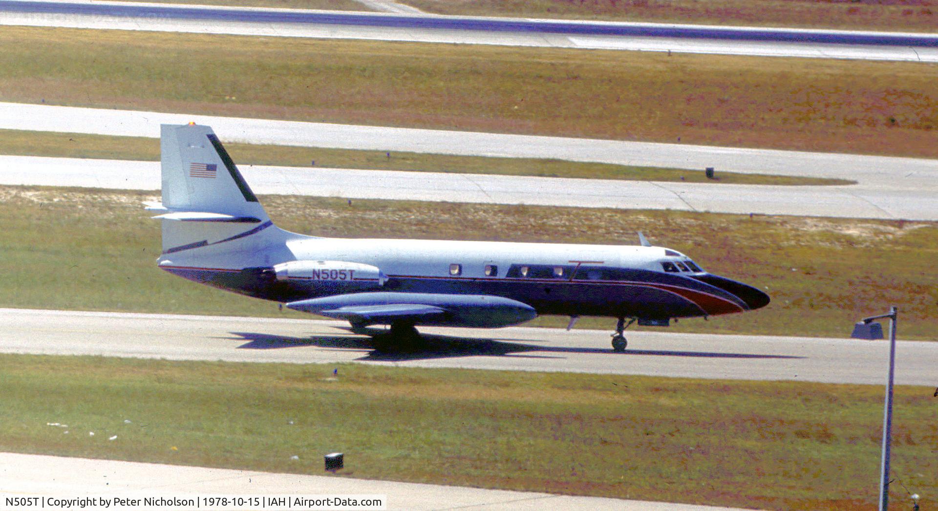 N505T, 1961 Lockheed L-1329 JetStar 6 C/N 5015, JetStar 6 of Tenneco seen at Houston International in October 1978.