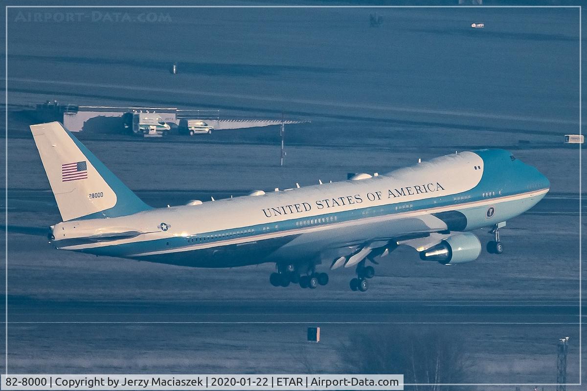 82-8000, 1987 Boeing VC-25A (747-2G4B) C/N 23824, Boeing VC-25A,
