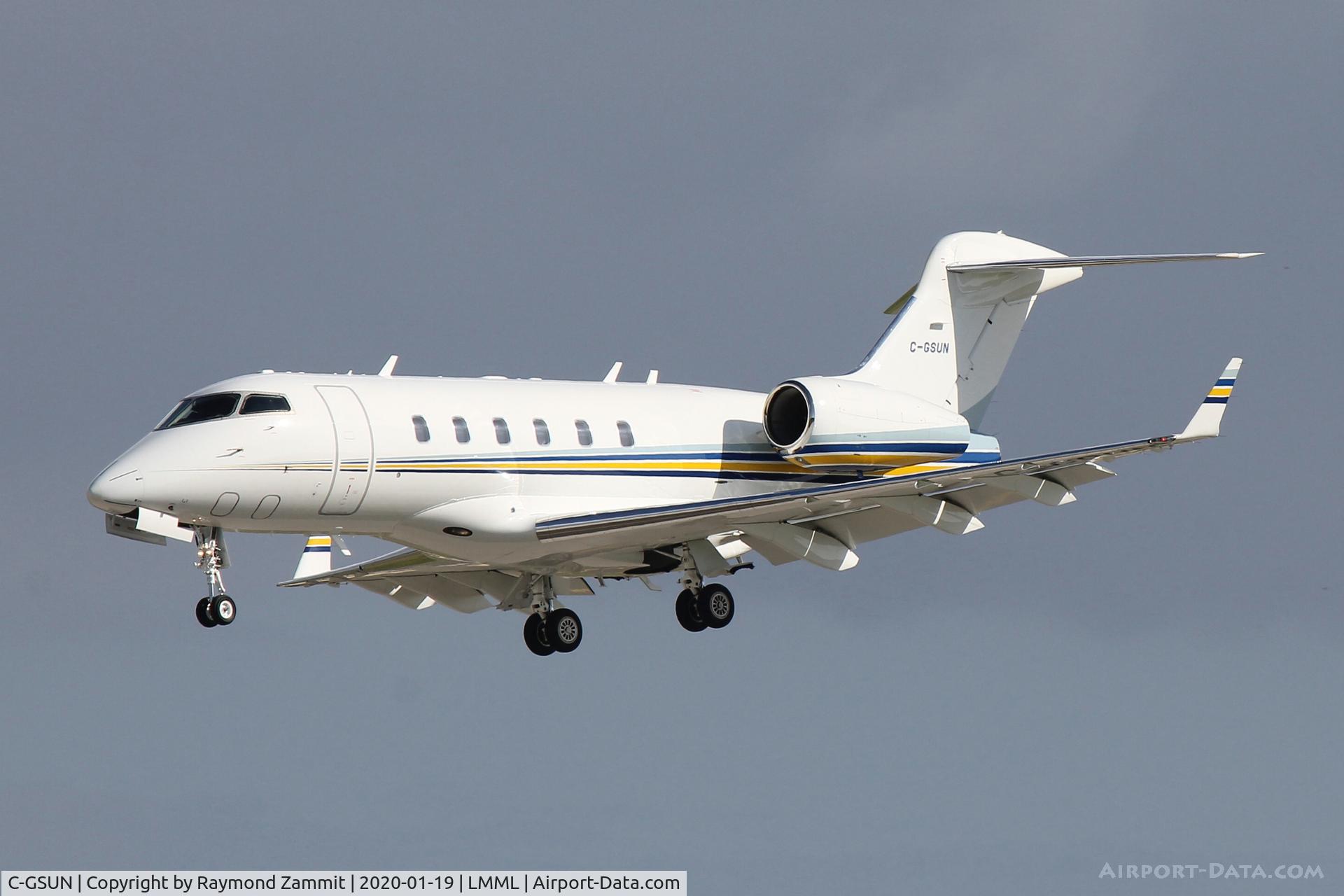 C-GSUN, 2012 Bombardier Challenger 300 (BD-100-1A10) C/N 20364, Bombardier Challenger 300 C-GSUN