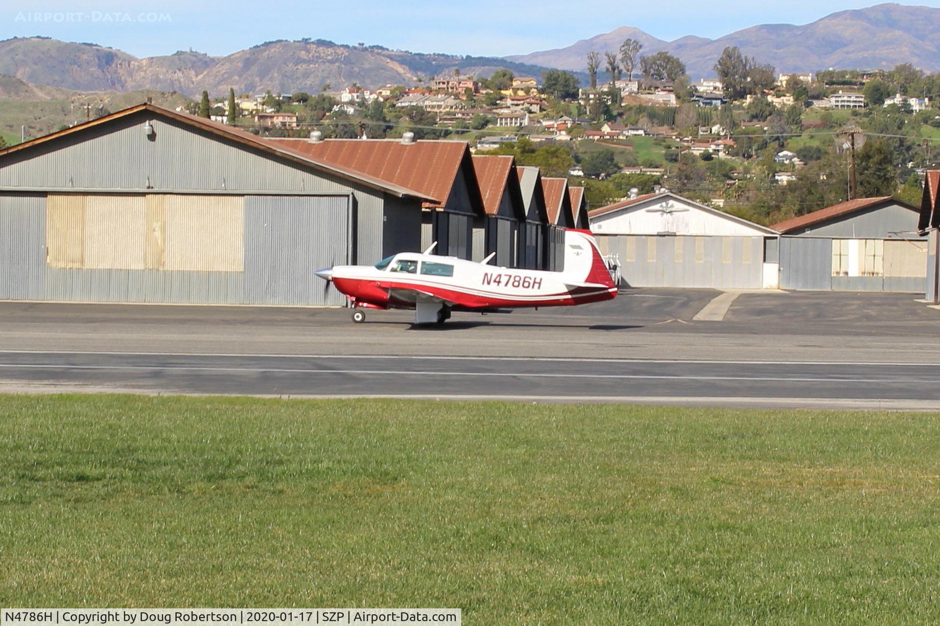 N4786H, 1979 Mooney M20J 201 C/N 24-0876, 1979 Mooney M20J 201, Lycoming IO-360-A&C 200 Hp, taxi to Rwy 04