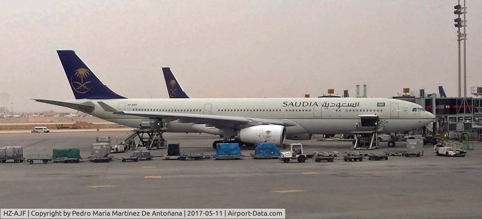 HZ-AJF, 1984 Airbus A300B4-620 C/N 317, Airbus - A300-620 - Saudia