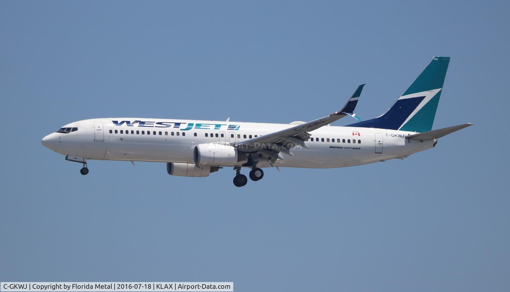 C-GKWJ, 2005 Boeing 737-8CT C/N 34151, LAX 2016