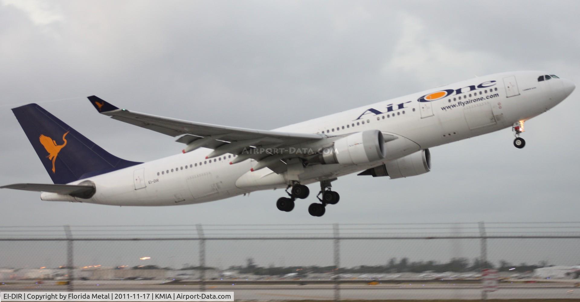 EI-DIR, 1999 Airbus A330-202 C/N 272, MIA 2011
