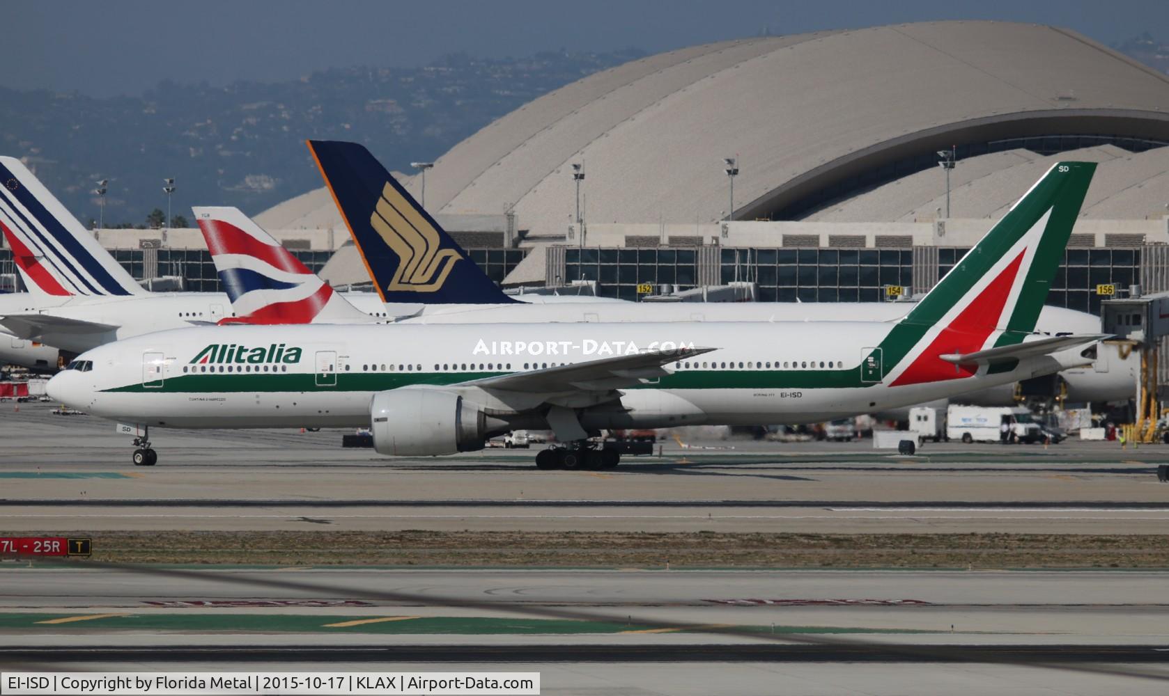EI-ISD, 2003 Boeing 777-243/ER C/N 32860, LAX 2015
