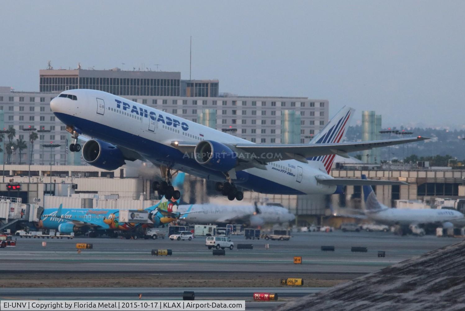 EI-UNV, 1999 Boeing 777-222/ER C/N 28714, LAX 2015