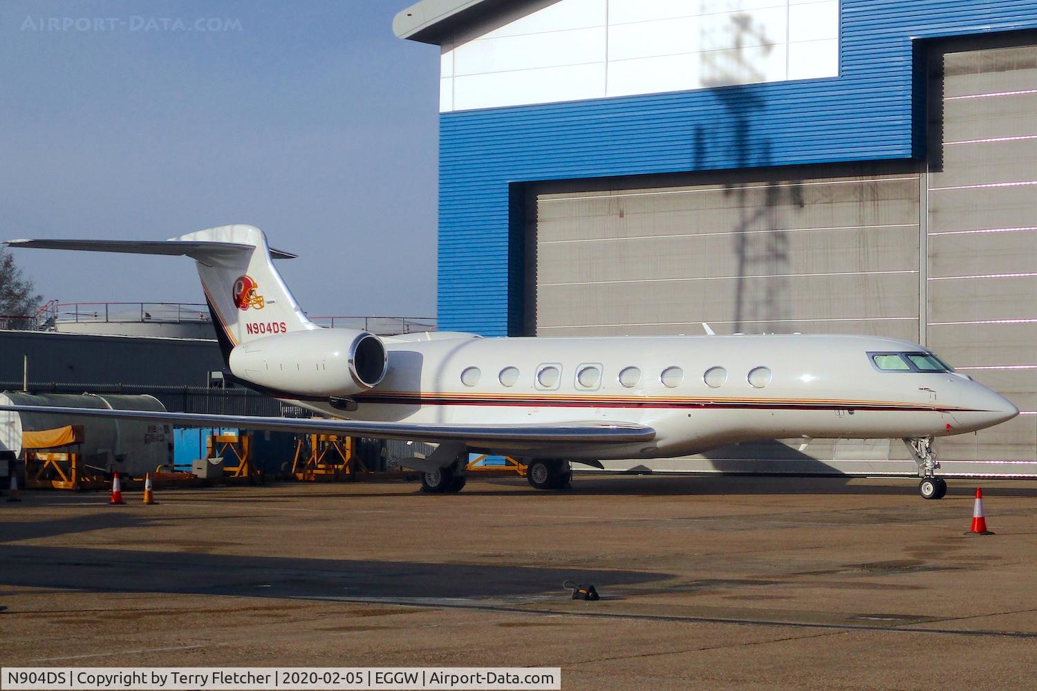 N904DS, 2019 Gulfstream G-VI (G650ER) C/N 6367, At Luton