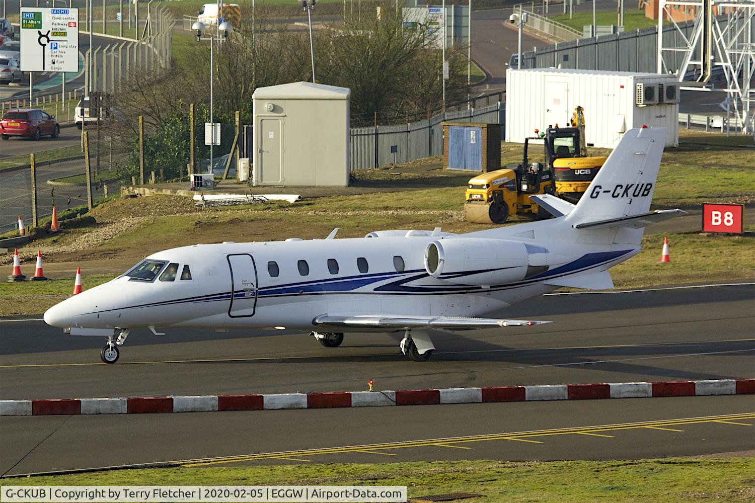 G-CKUB, 2014 Cessna 560XL Citation XLS+ C/N 560-6169, At Luton