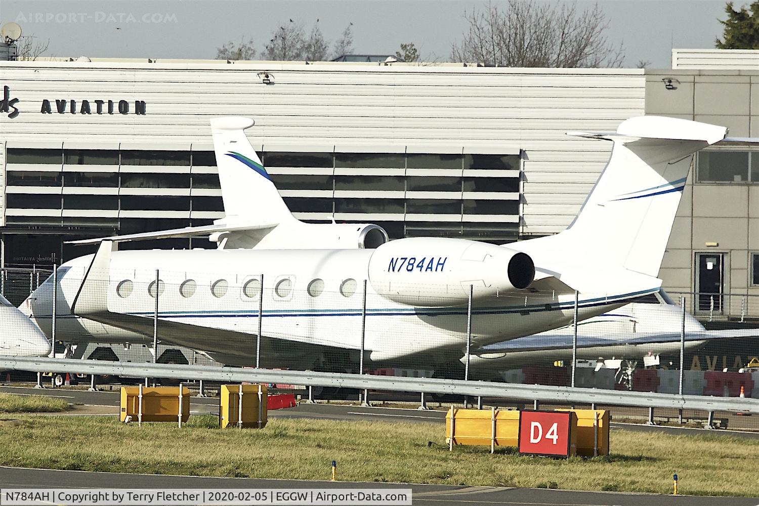N784AH, 2017 Gulfstream G-VI (G650ER) C/N 6273, At Luton