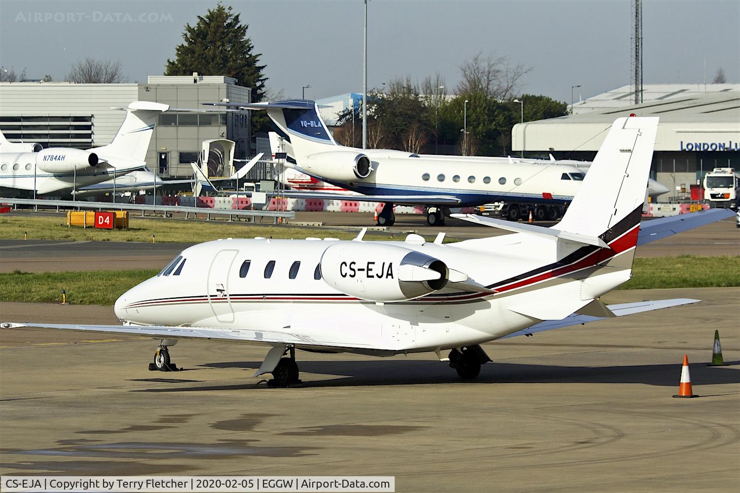 CS-EJA, 2004 Cessna 560XL Citation XLS C/N 560-5520, At Luton