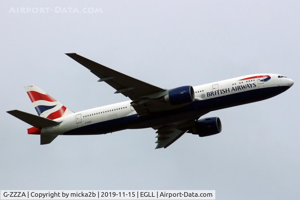 G-ZZZA, 1995 Boeing 777-236 C/N 27105, Take off. Scrapped in august 2020.