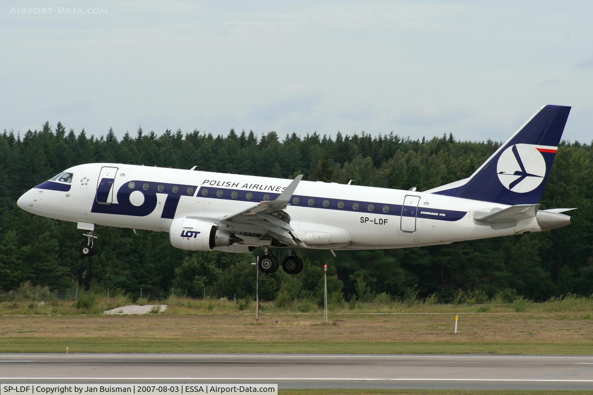 SP-LDF, 2004 Embraer 170ST (ERJ-170-100ST) C/N 17000035, LOT