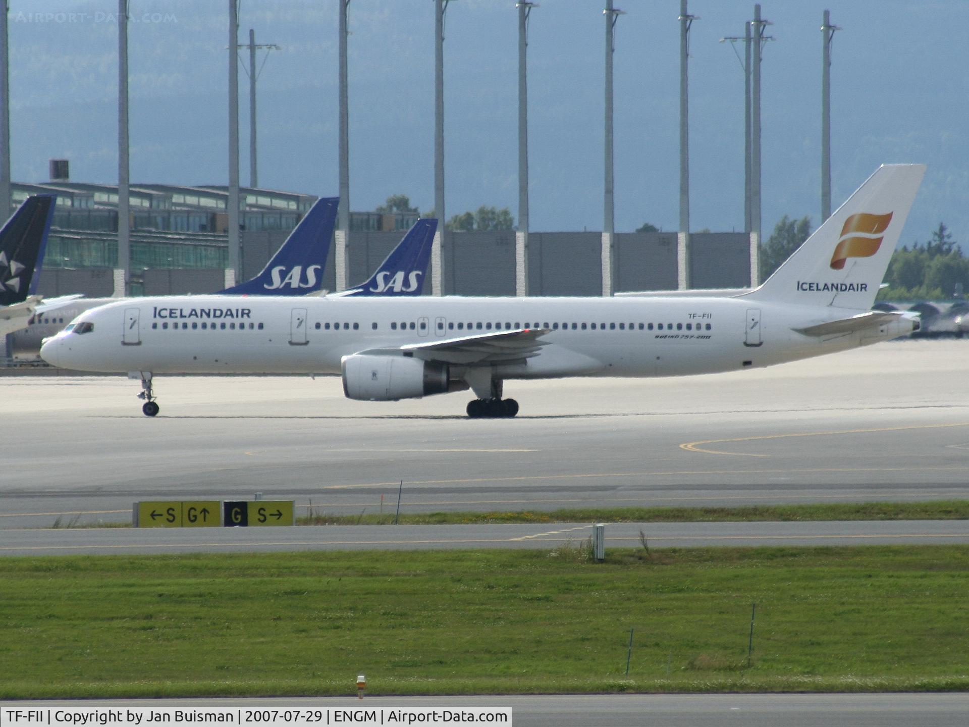 TF-FII, 1990 Boeing 757-208 C/N 24760, Icelandair