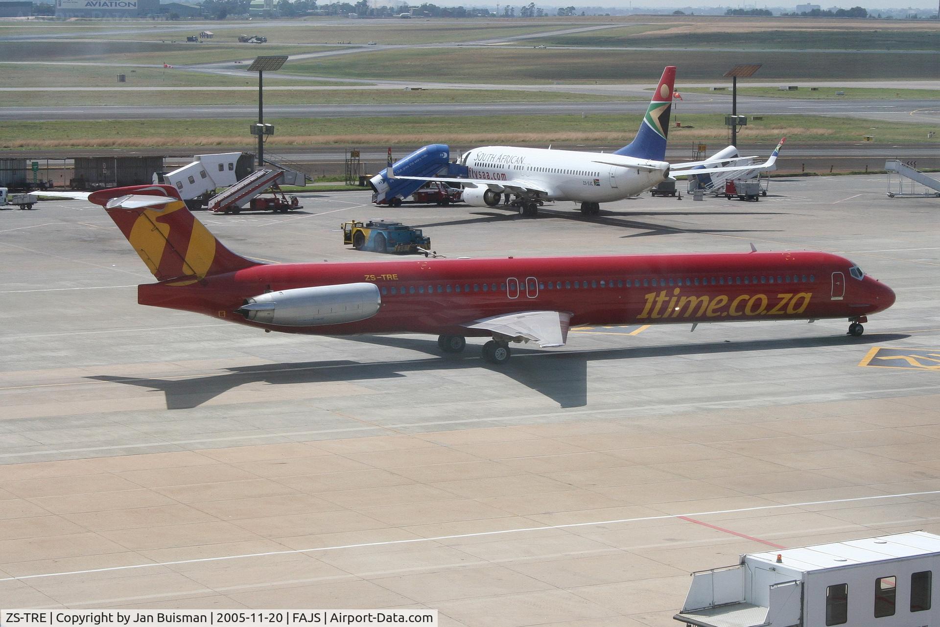 ZS-TRE, 1986 McDonnell Douglas MD-82 (DC-9-82) C/N 49387, 1 Time Airline