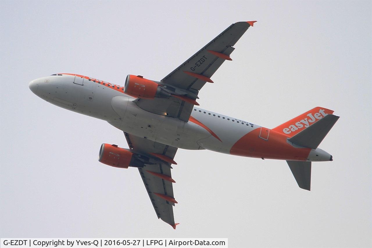 G-EZDT, 2008 Airbus A319-111 C/N 3720, Airbus A319-111, Take off rwy 27L, Roissy Charles De Gaulle airport (LFPG-CDG)