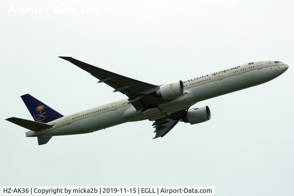 HZ-AK36, 2016 Boeing 777-3FG(ER) C/N 61599, Take off