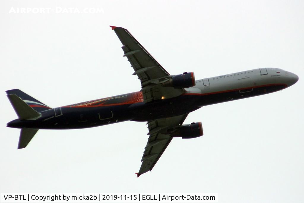 VP-BTL, 2013 Airbus A321-211 C/N 5881, Take off