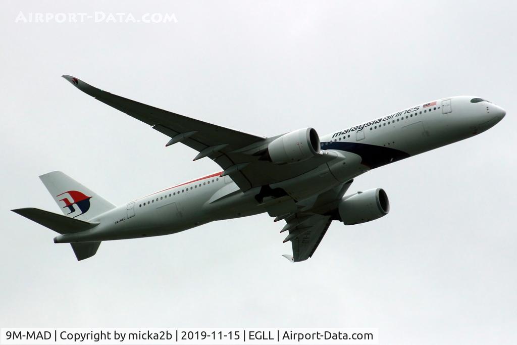 9M-MAD, 2018 Airbus A350-941 C/N 183, Take off