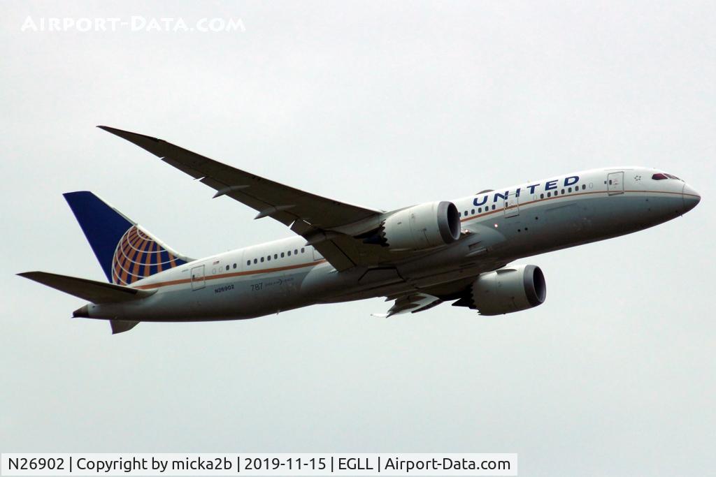 N26902, 2012 Boeing 787-8 Dreamliner C/N 34822, Take off
