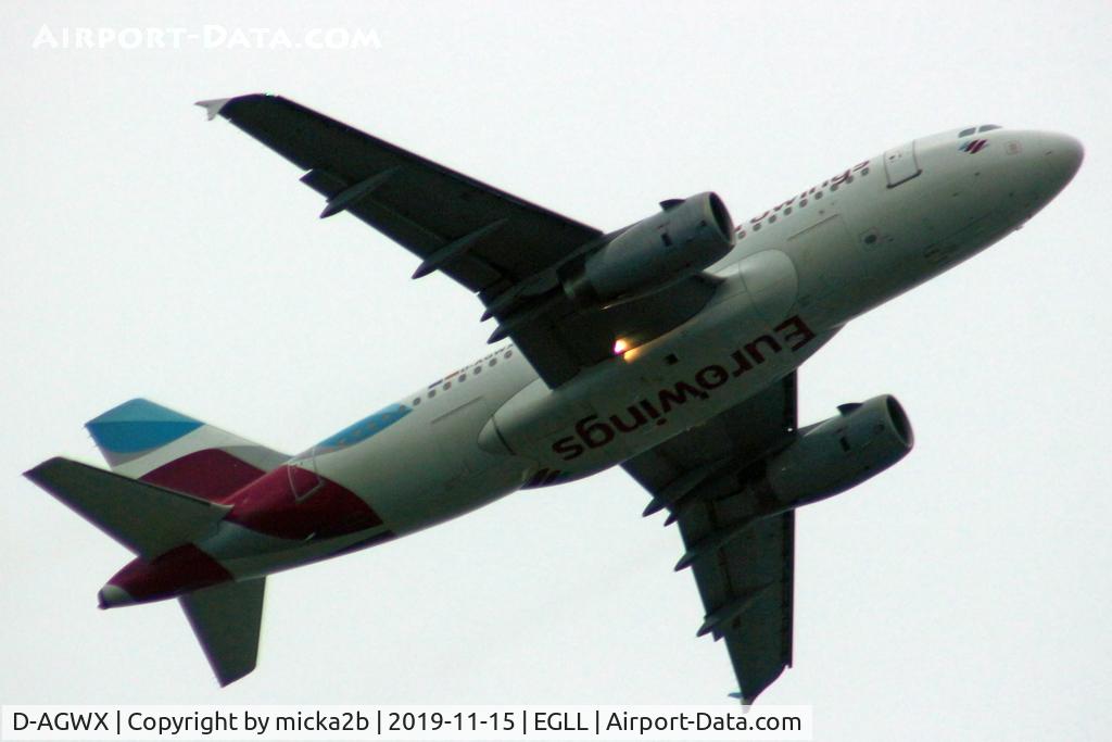 D-AGWX, 2013 Airbus A319-132 C/N 5569, Take off