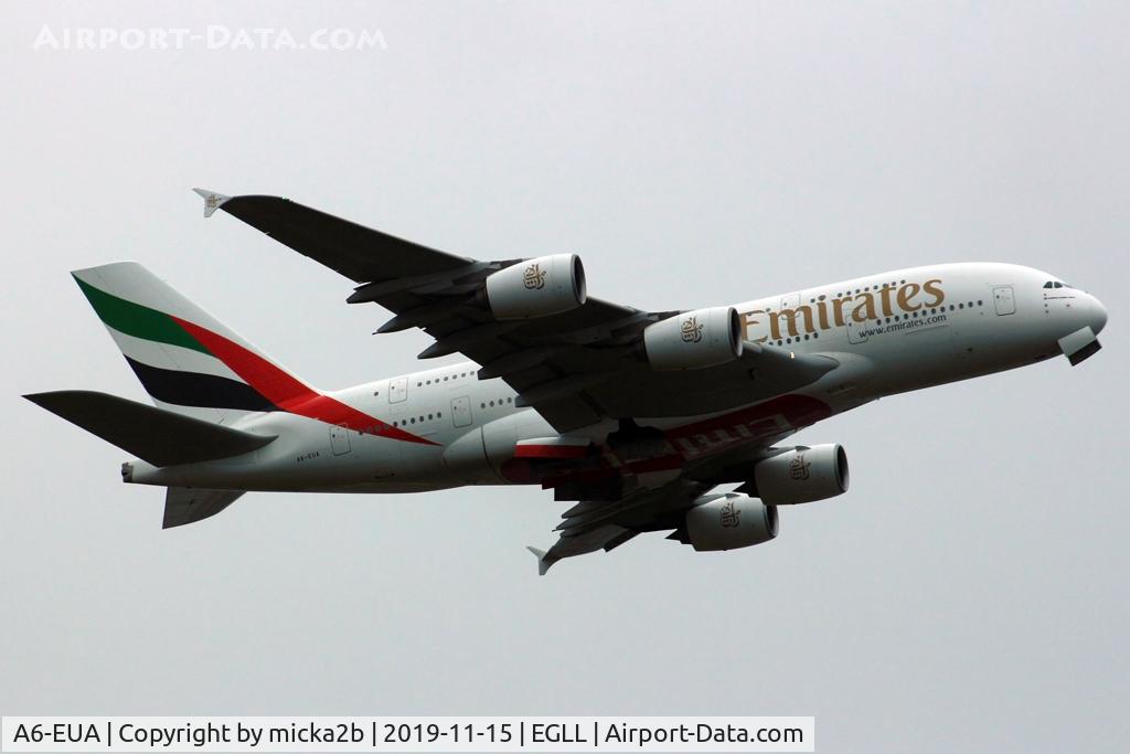 A6-EUA, 2016 Airbus A380-861 C/N 211, Take off