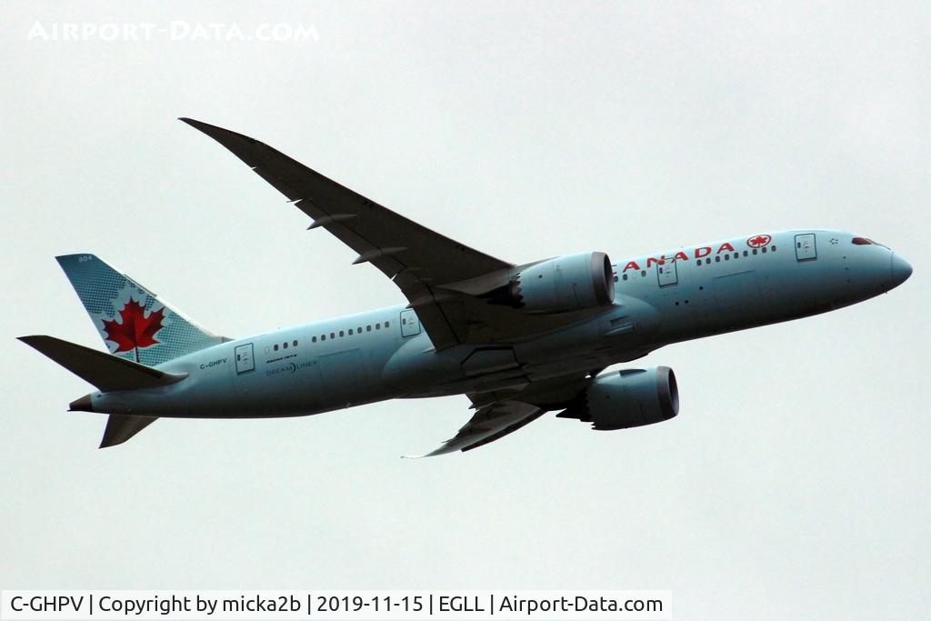 C-GHPV, 2014 Boeing 787-8 Dreamliner C/N 35260, Take off