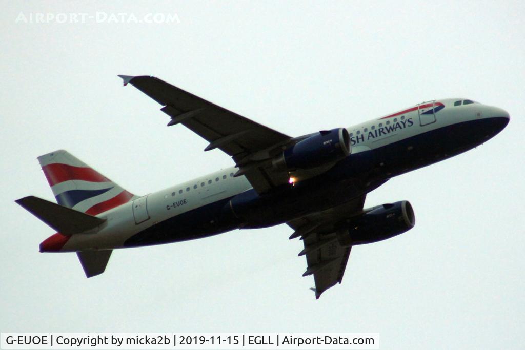 G-EUOE, 2001 Airbus A319-131 C/N 1574, Take off