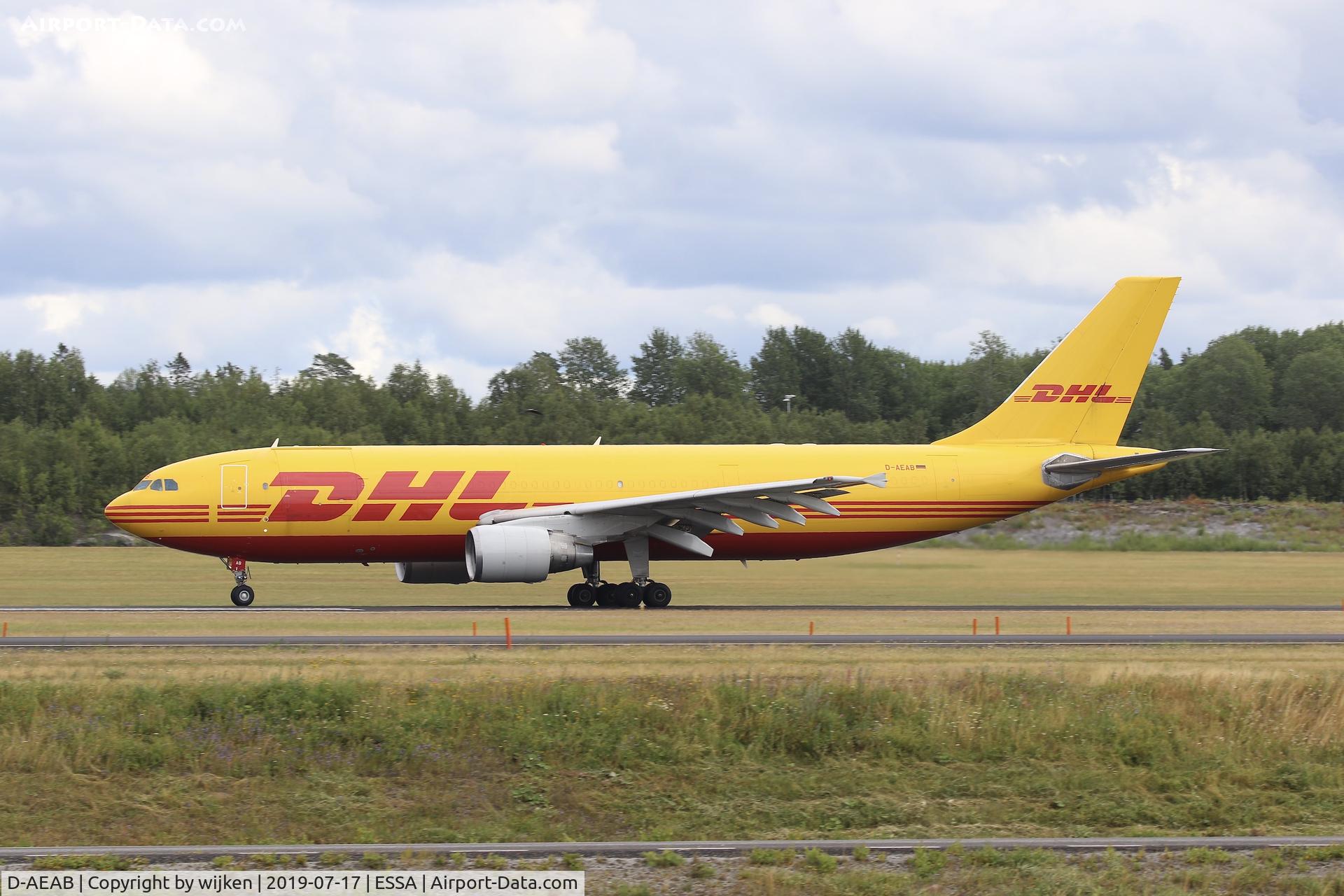 D-AEAB, 2006 Airbus A300B4-622R(F) C/N 837, RWY 01R