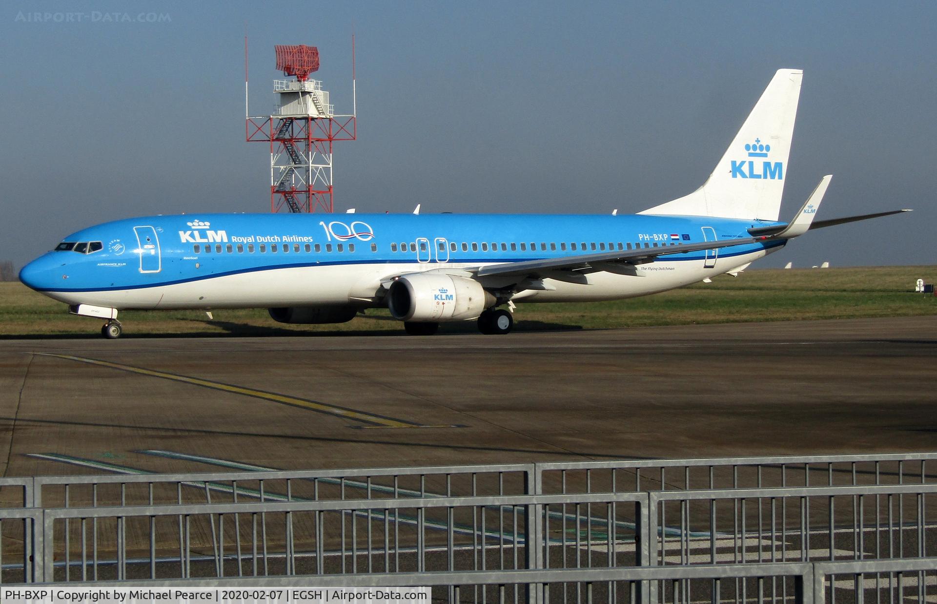 PH-BXP, 2001 Boeing 737-9K2 C/N 29600, 