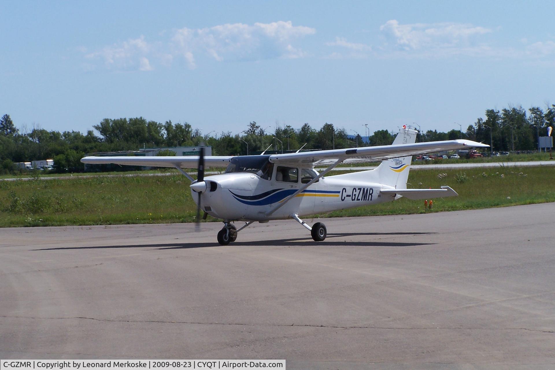 C-GZMR, 1999 Cessna 172S Skyhawk SP C/N 172S8119, Learn to fly!