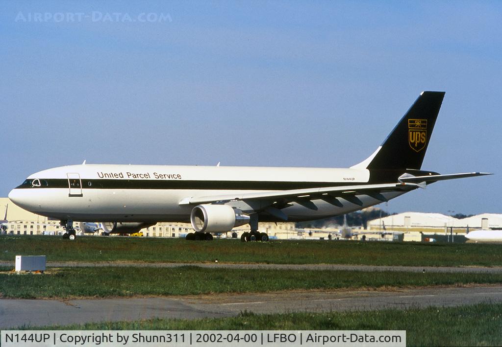 N144UP, 2002 Airbus A300F4-622R C/N 827, Delivery day...