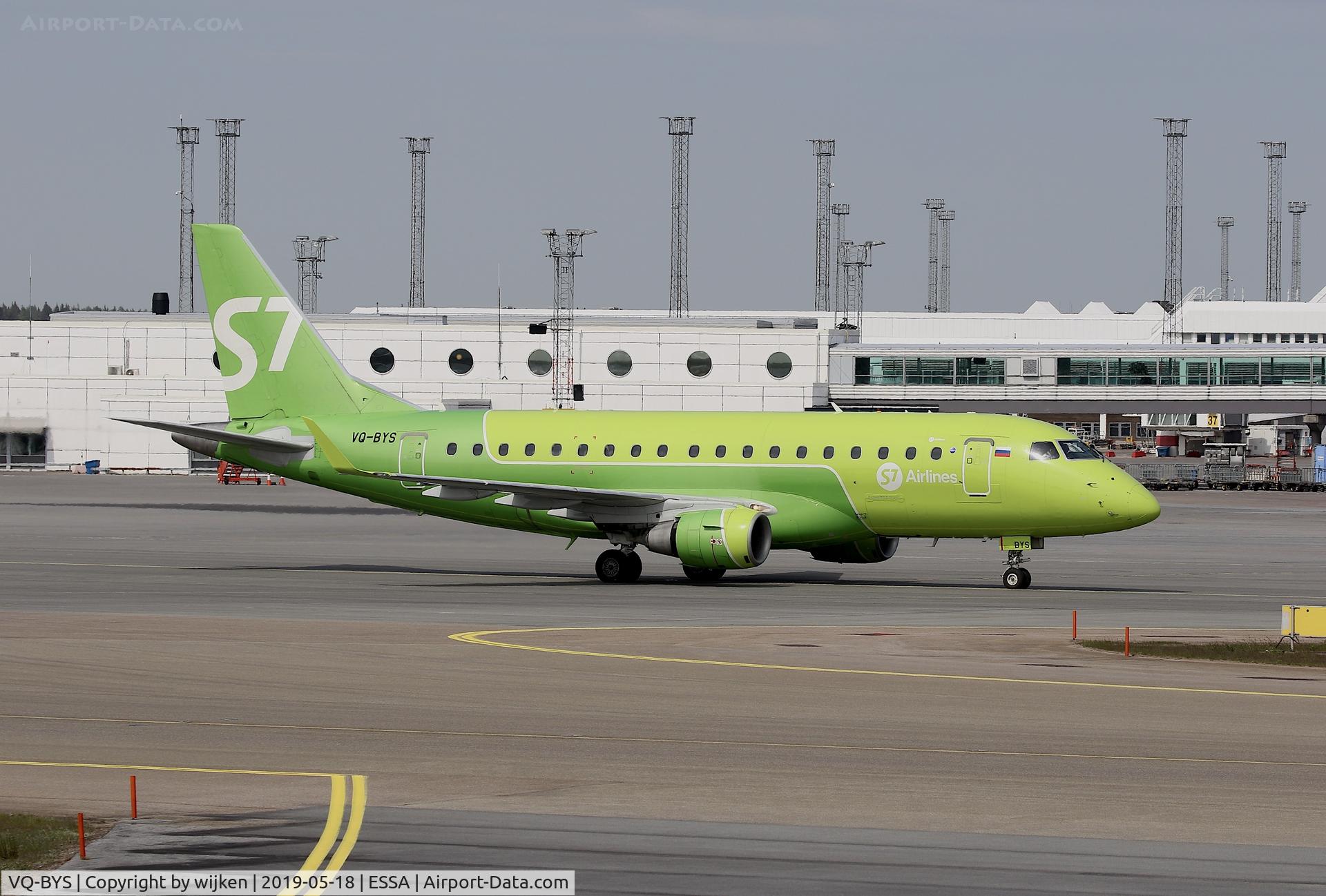 VQ-BYS, 2005 Embraer ERJ 170 SU C/N 17000047, Taxiway U