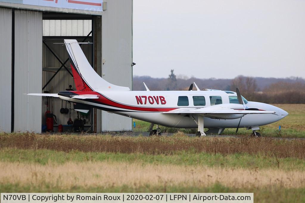 N70VB, 1977 Smith Aerostar 600 C/N 60-0446-150, Parked