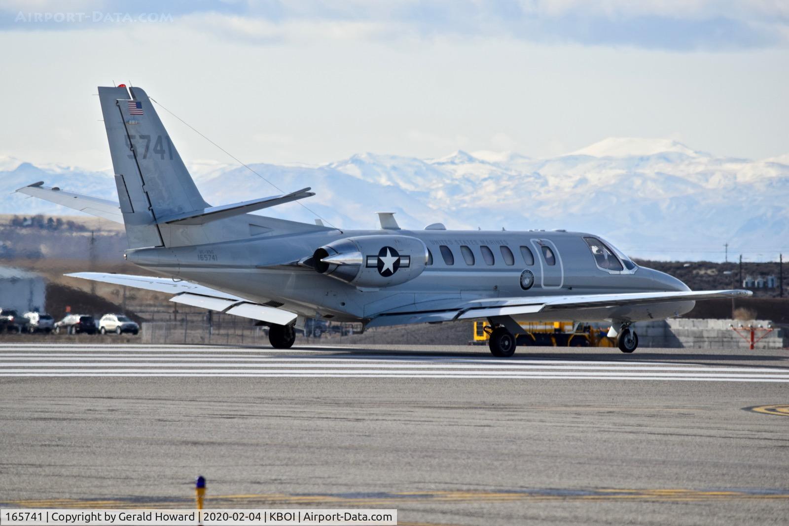165741, 1999 Cessna UC-35C Citation Ultra C/N 560-0529, Starting take off roll on RWY 28R.