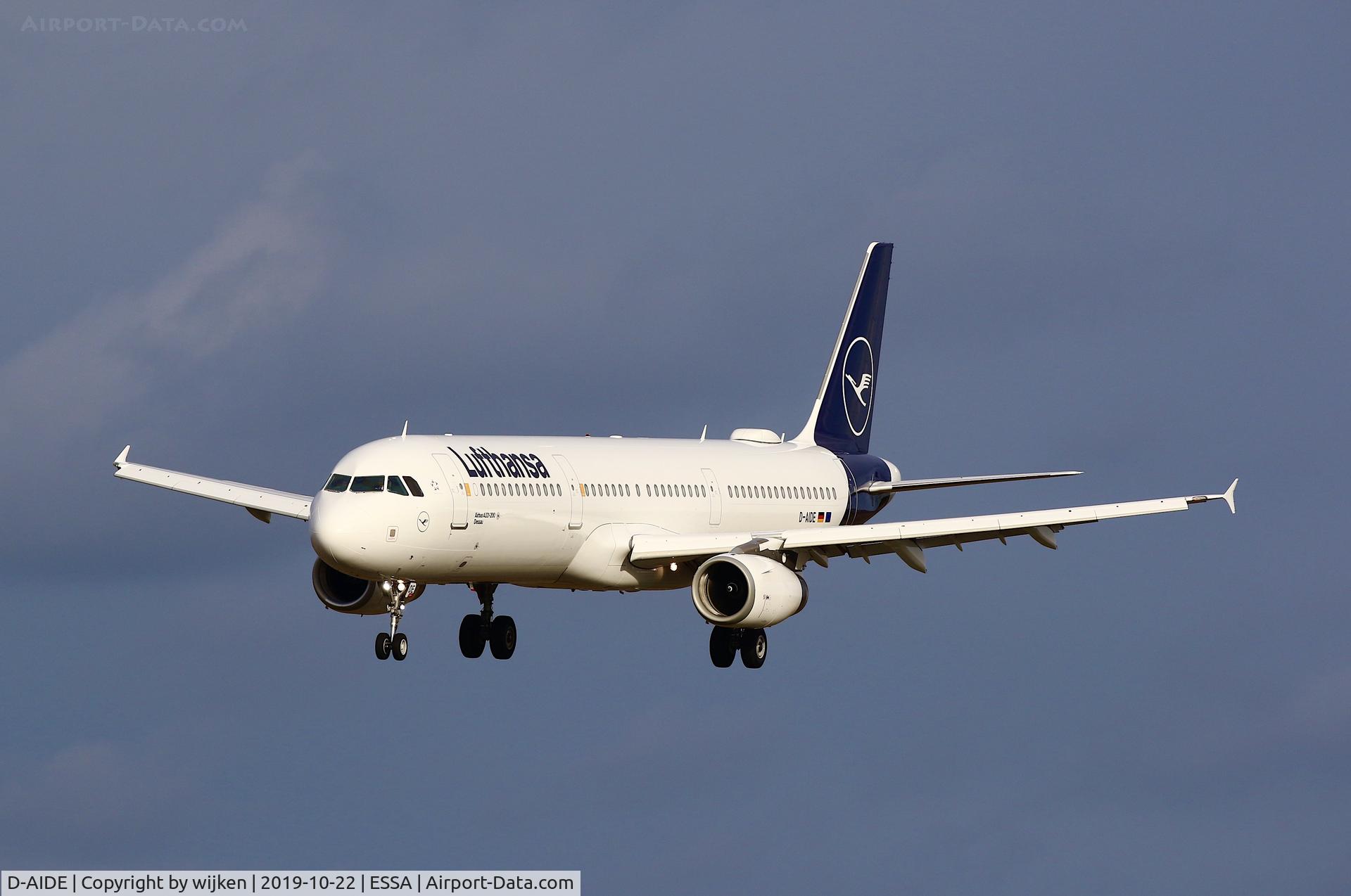 D-AIDE, 2011 Airbus A321-231 C/N 4607, RWY 26