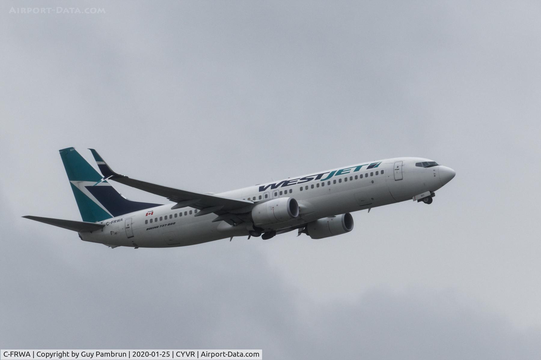 C-FRWA, 2012 Boeing 737-8CT C/N 39085, Departing