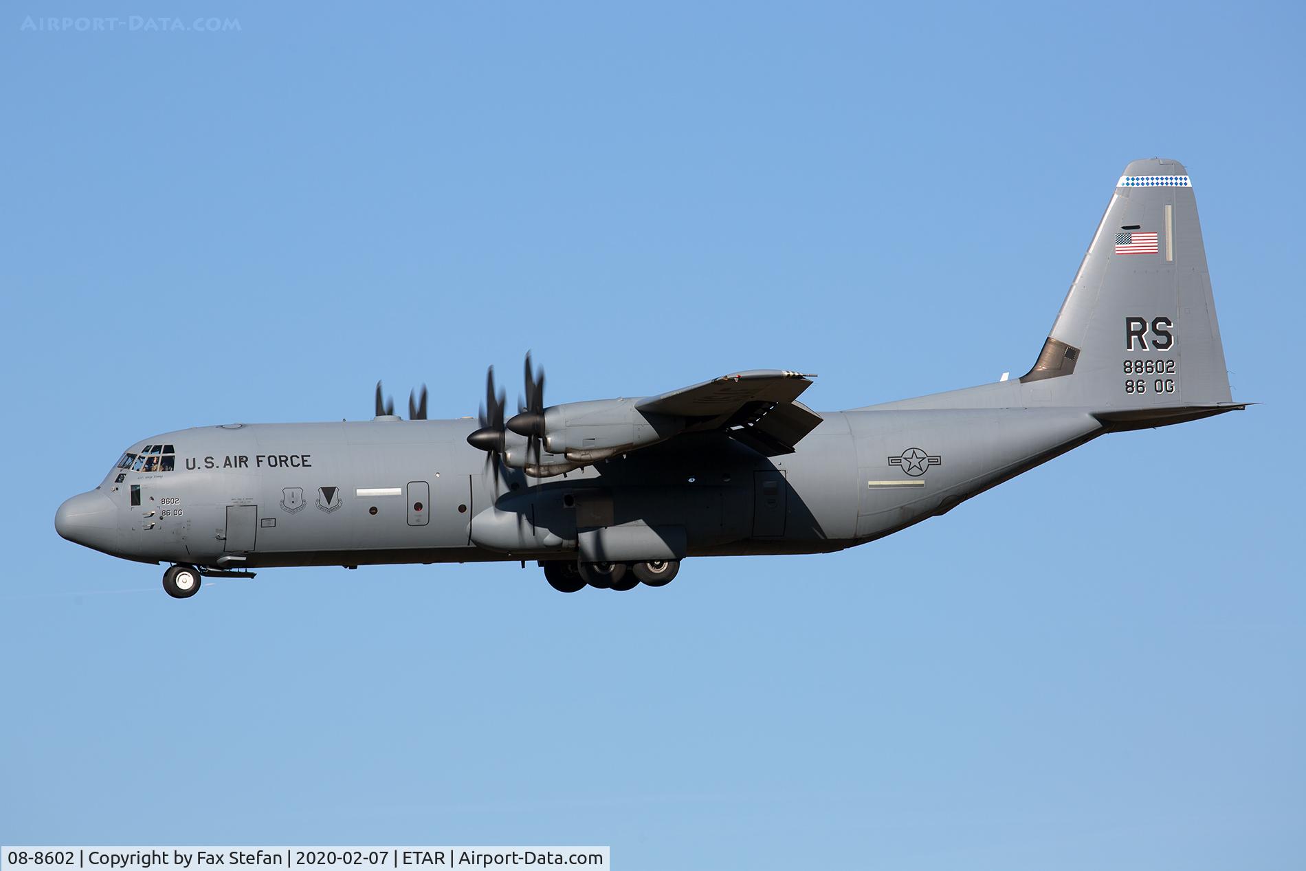 08-8602, 2008 Lockheed Martin C-130J-30 Super Hercules C/N 382-5611, landing at RMS