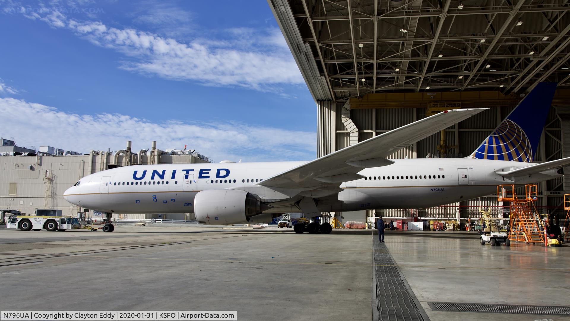 N796UA, 1998 Boeing 777-222 C/N 26931, SFO 2020.
