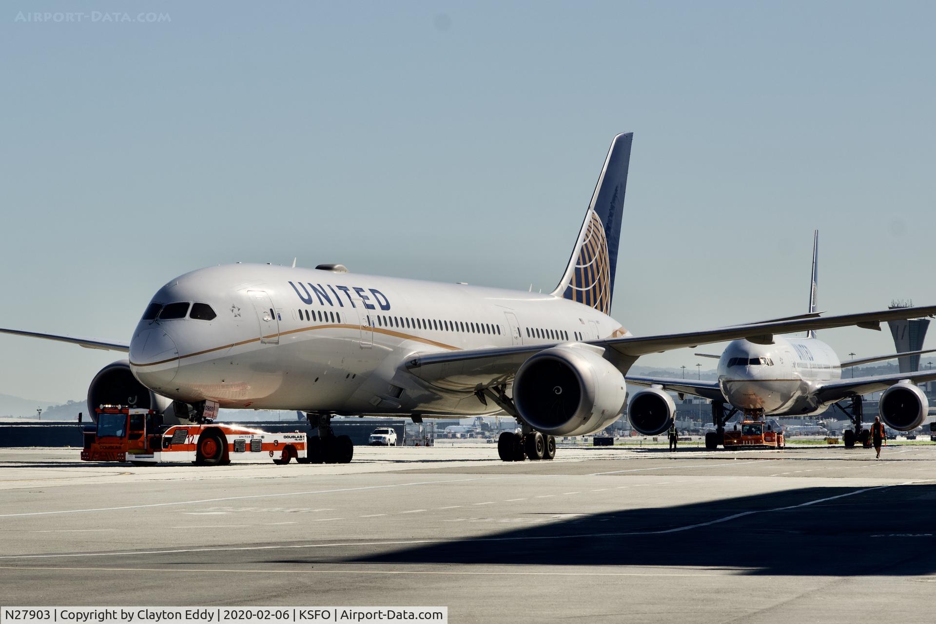 N27903, 2012 Boeing 787-8 Dreamliner C/N 34823, SFO 2020.