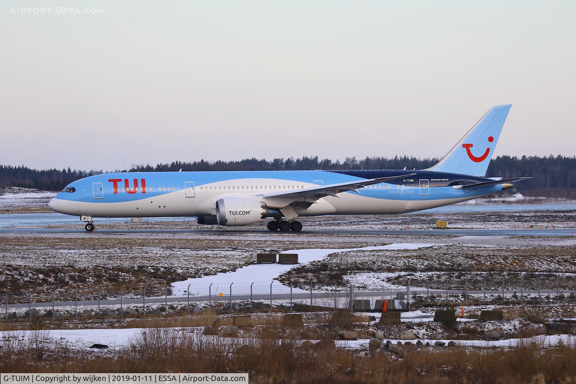 G-TUIM, 2018 Boeing 787-9 Dreamliner C/N 62742, RWY 01L