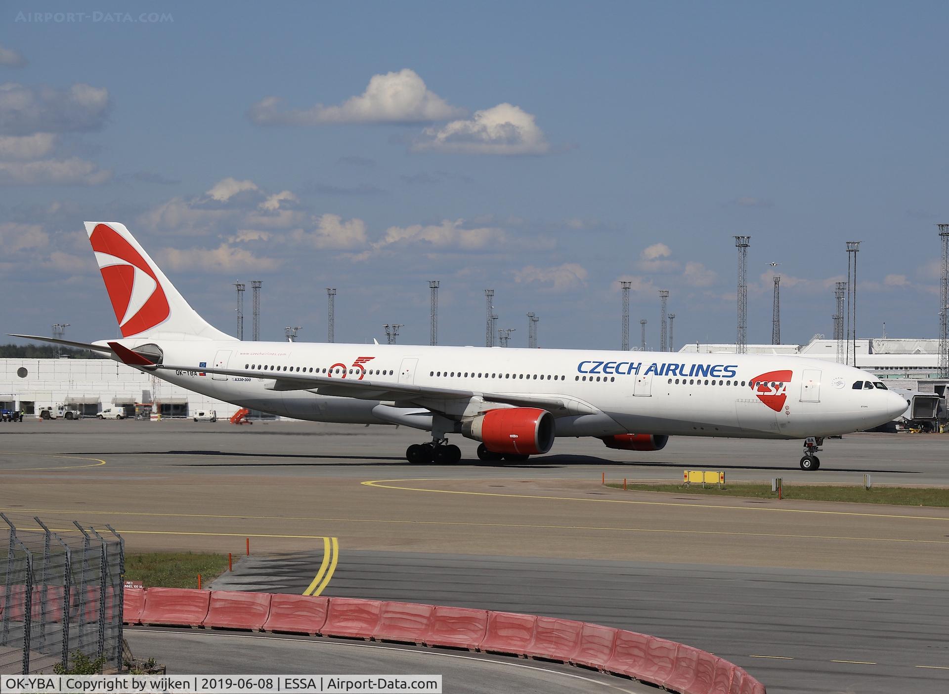 OK-YBA, 2001 Airbus A330-323X C/N 425, Taxiway U