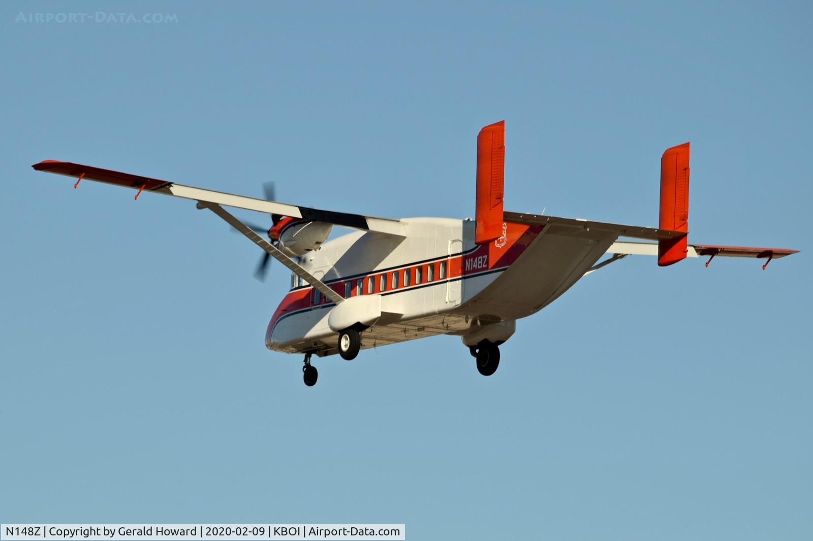 N148Z, 1998 Short SD3-60 (C-23C) C/N SH3428, Landing 28R.